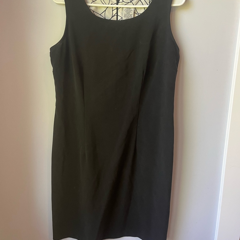 SIZE 10P BLACK DRESS